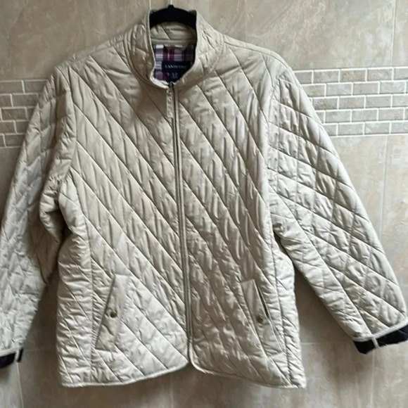Land’s End  light winter jacket - Picture 2 of 12